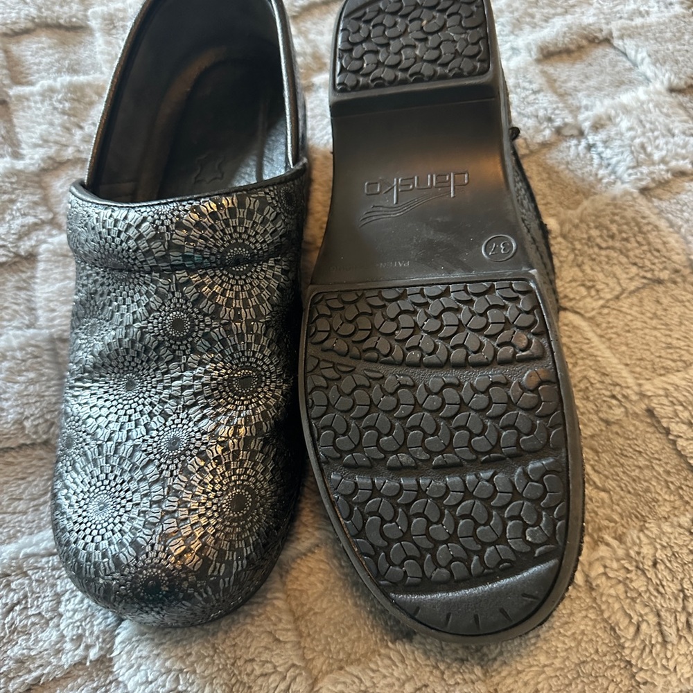 Black Patterned Clogs - image 3